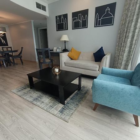 Aparta Hotel Torres De Suites Quito Exteriör bild