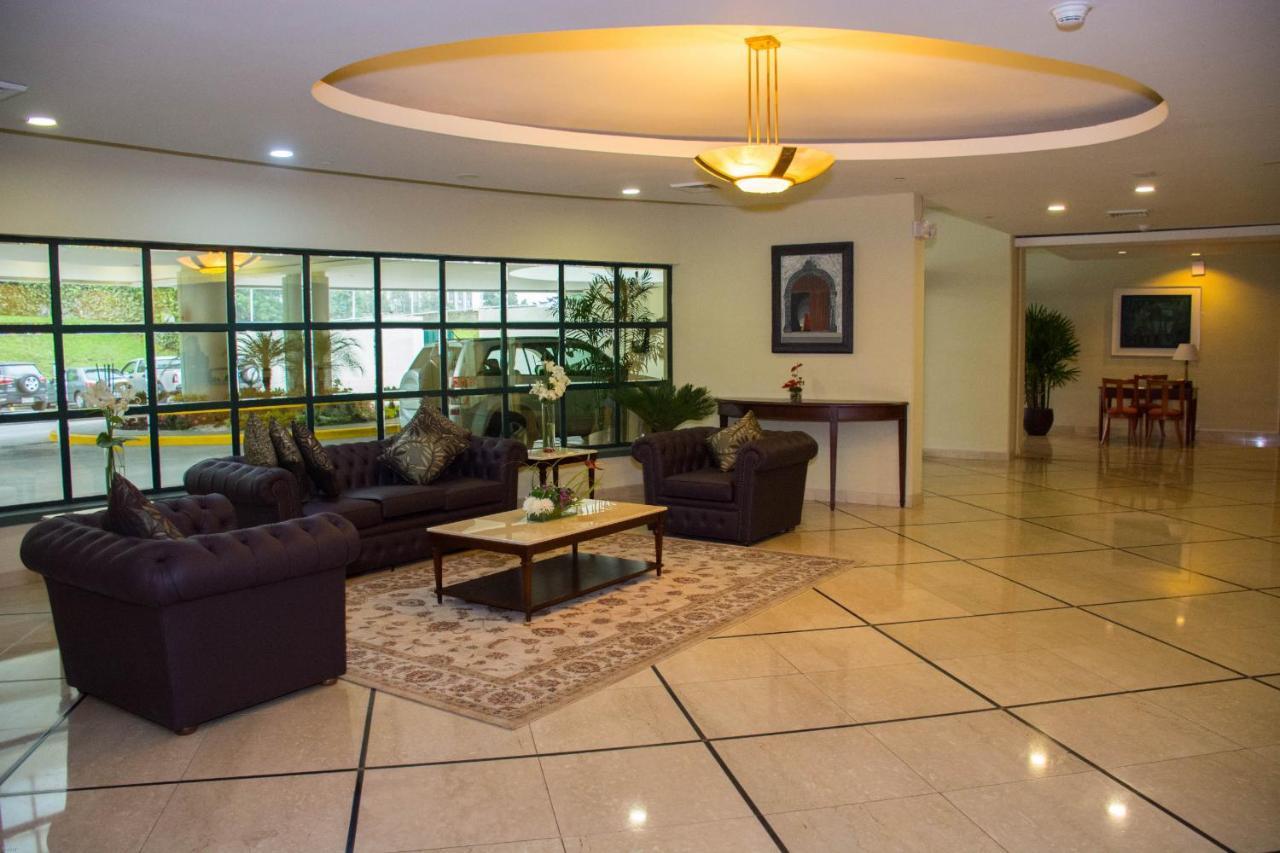 Aparta Hotel Torres De Suites Quito Exteriör bild