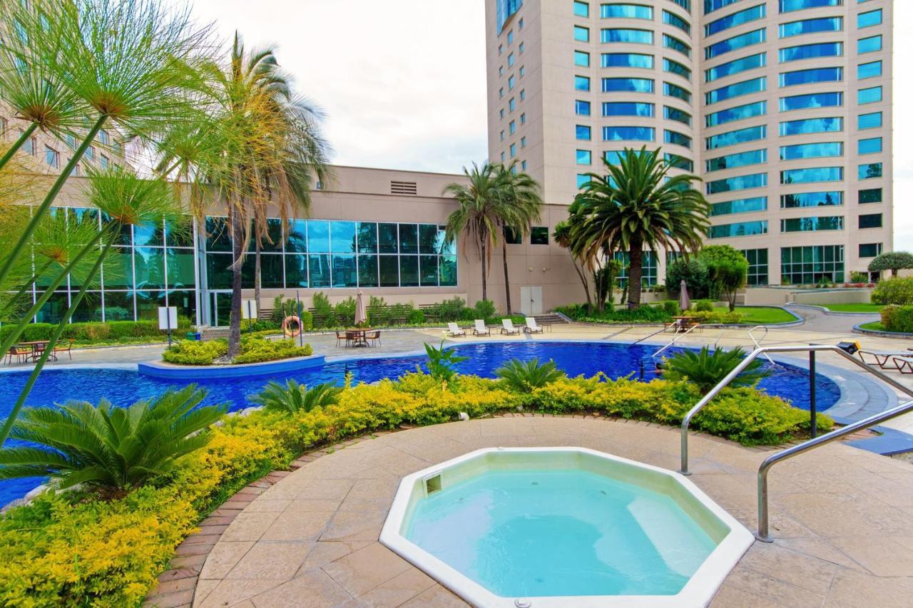 Aparta Hotel Torres De Suites Quito Exteriör bild