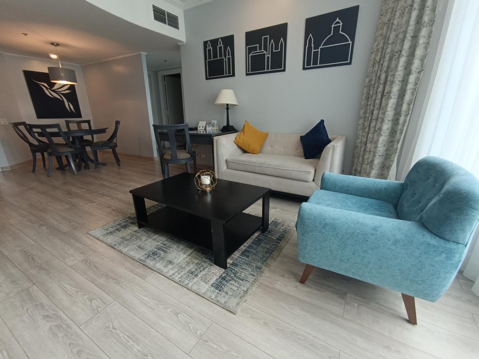 Aparta Hotel Torres De Suites Quito Exteriör bild