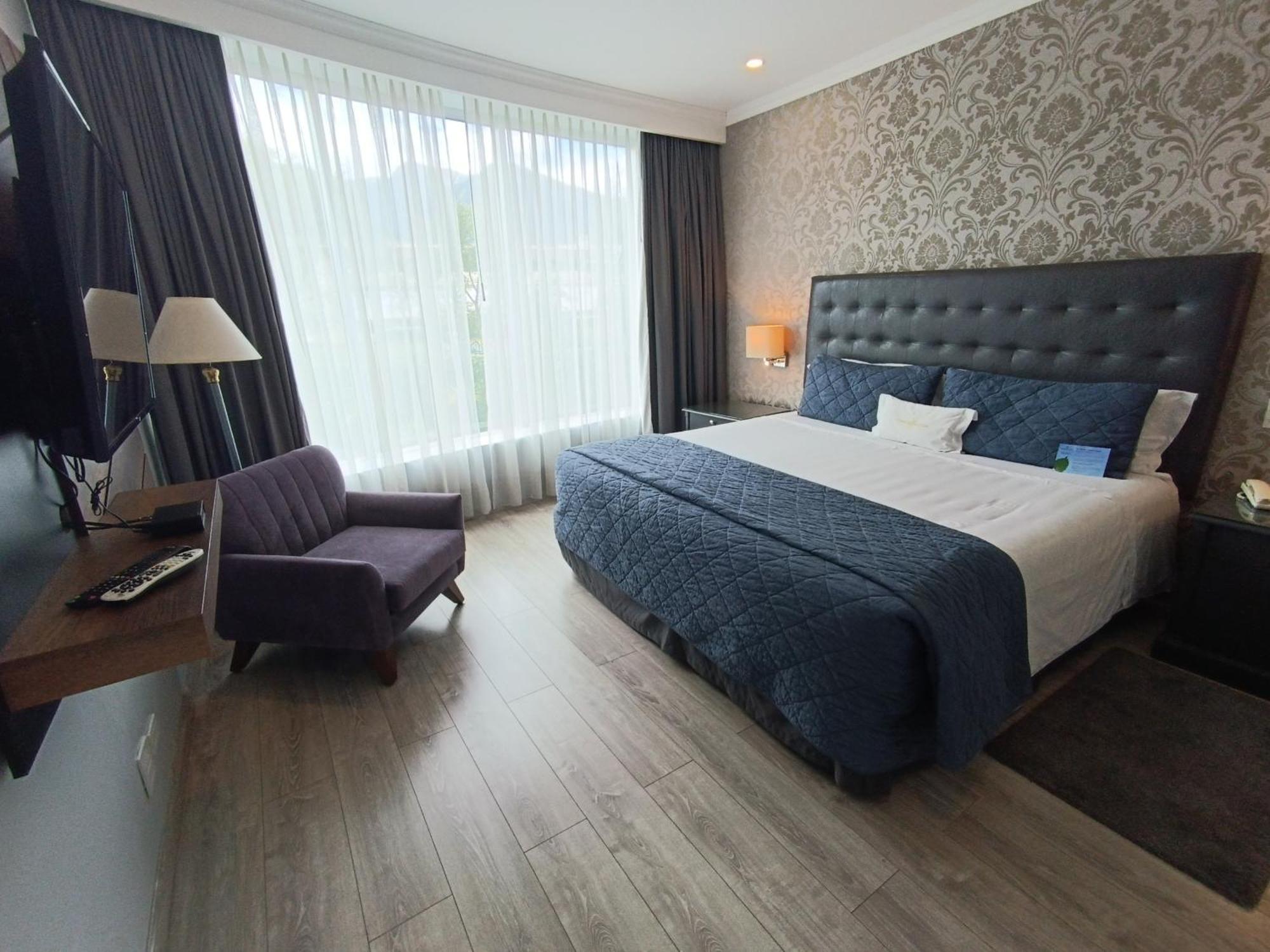 Aparta Hotel Torres De Suites Quito Exteriör bild
