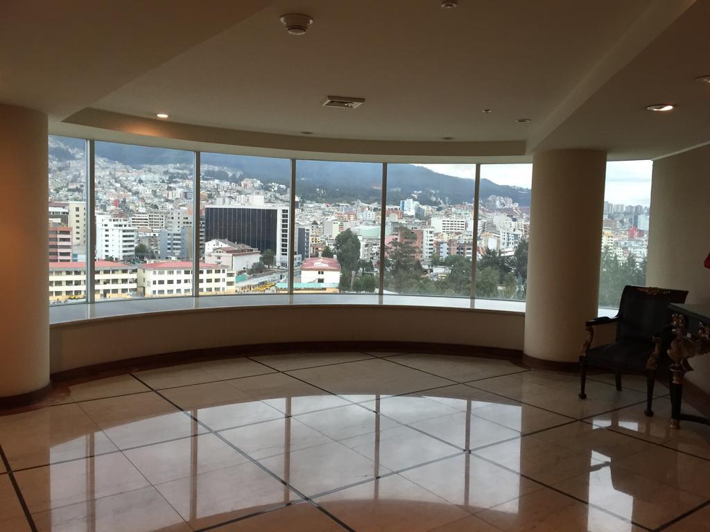 Aparta Hotel Torres De Suites Quito Rum bild