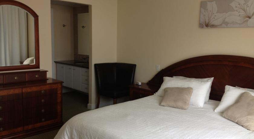 Aparta Hotel Torres De Suites Quito Rum bild