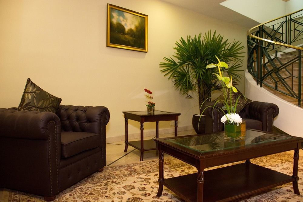 Aparta Hotel Torres De Suites Quito Exteriör bild